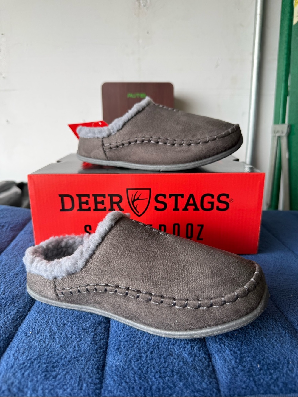 Deer Stags Kids Lil Nordic Suede Slippers Faux Shearling Lining Sz 3Y Charcoal